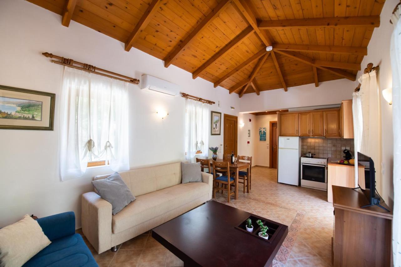 Delphinus Villa Nefeli Agios Nikitas Exterior photo