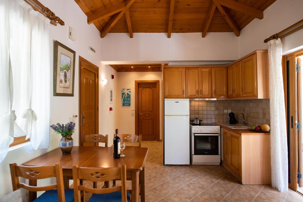 Delphinus Villa Nefeli Agios Nikitas Exterior photo
